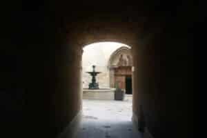 Passage vers Saint Sauveur