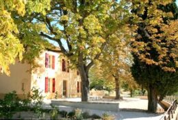 La bastide provençale de La Thomassine